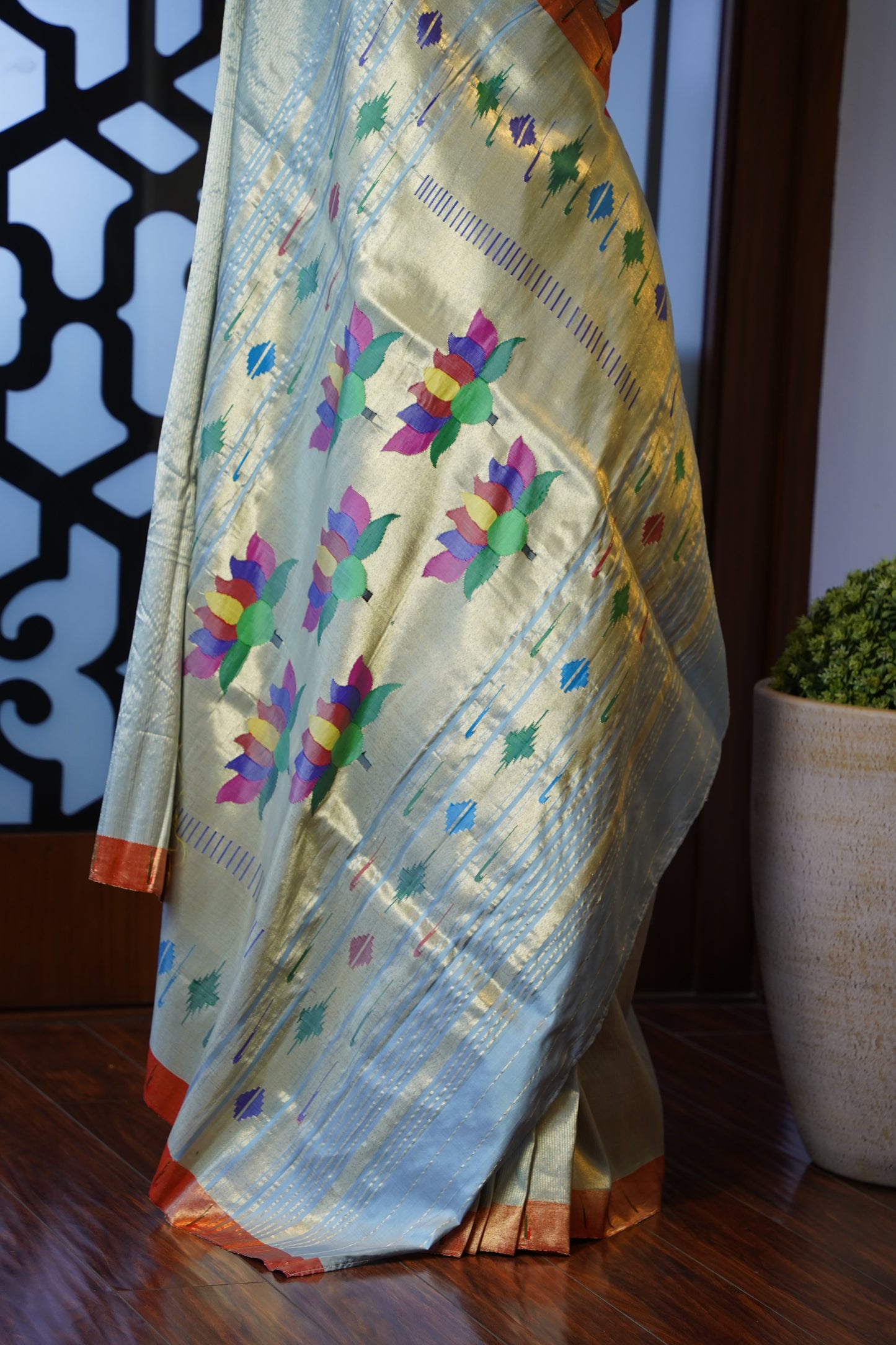 Ice Grey & Gold Tissue Paithani with Contrasting Muniya Border & Lotus Pallu