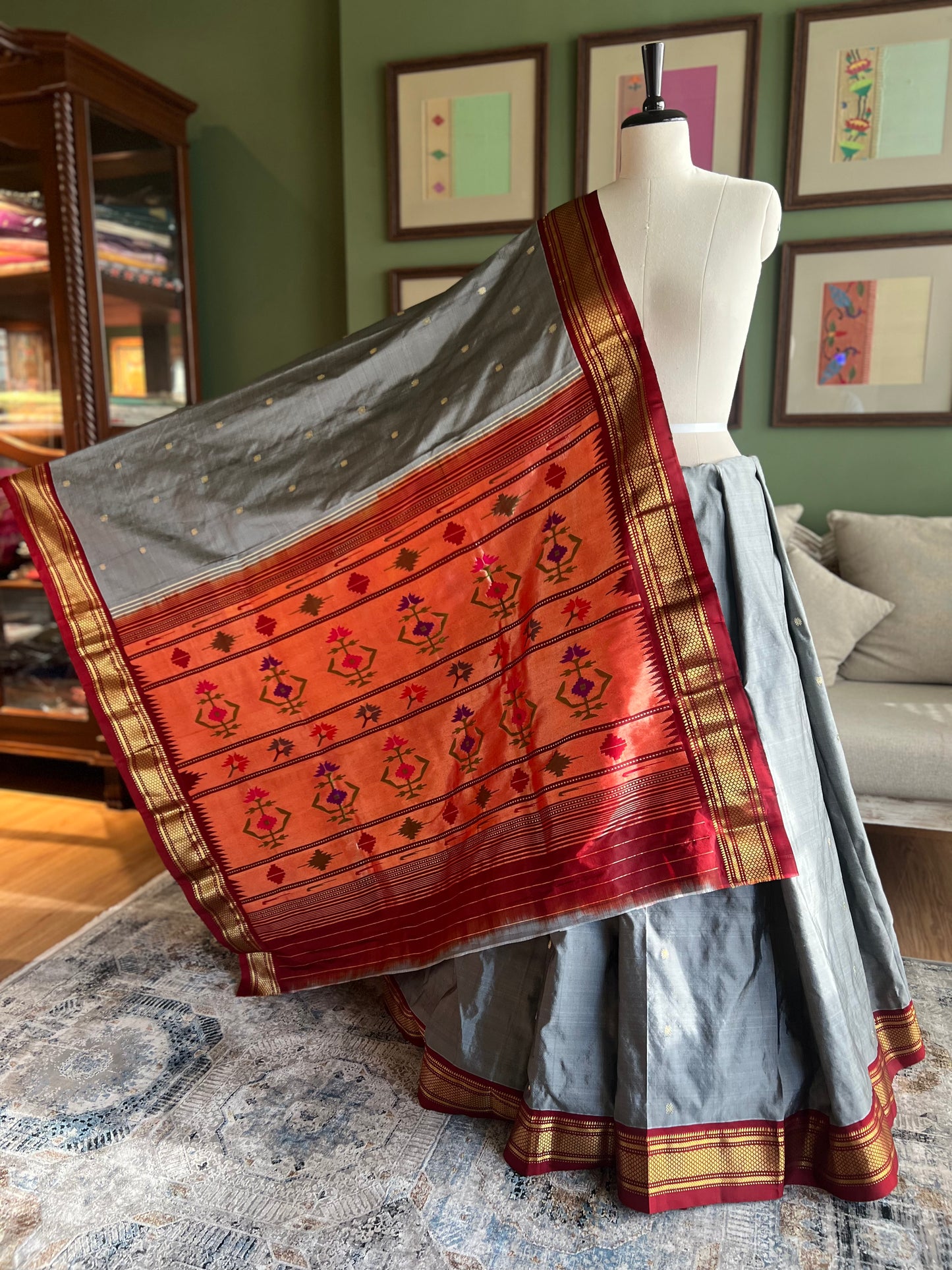 Grey Paithani with Contrast Border and Asavali Pallu