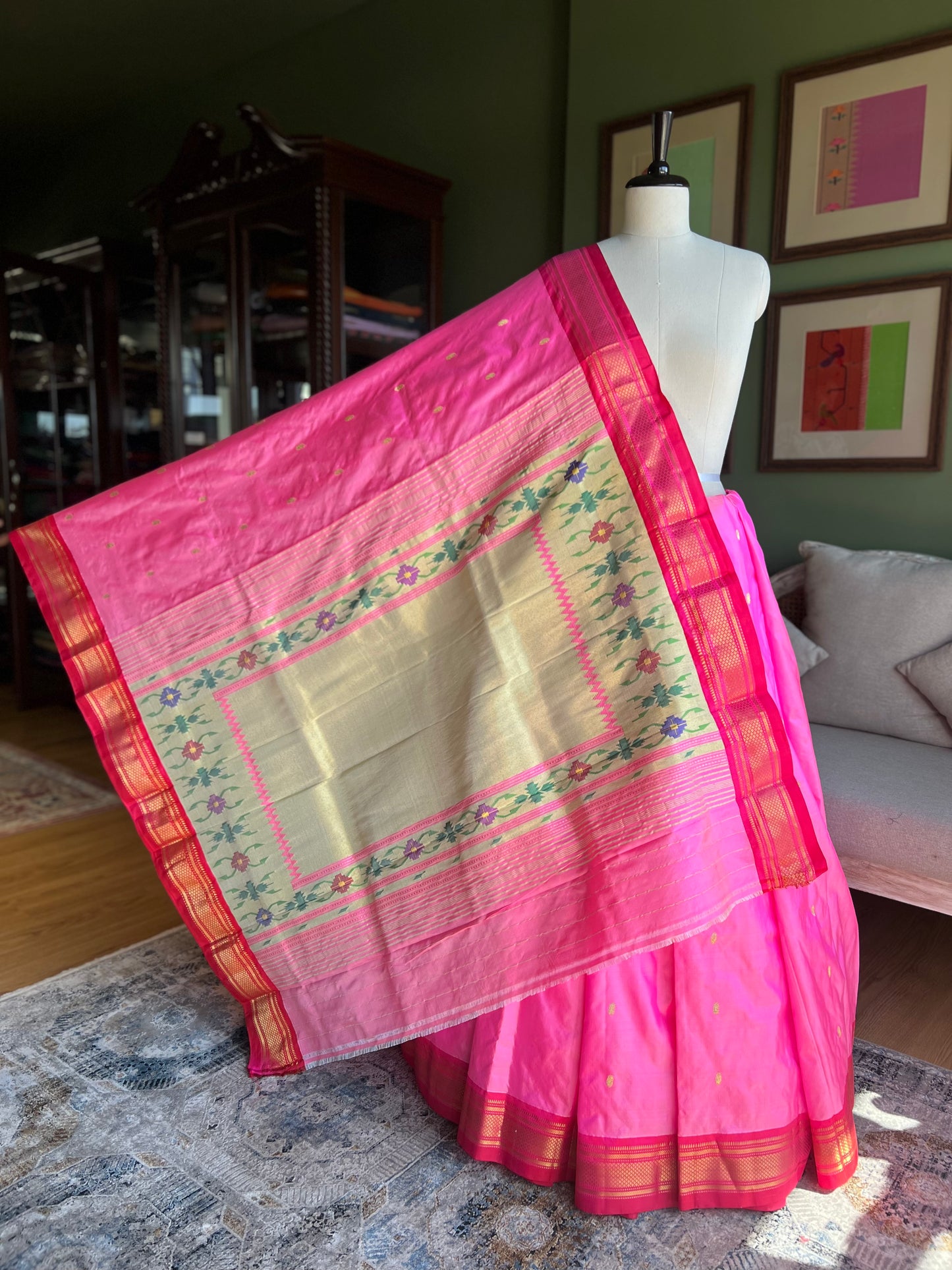 Pink Paithani with Contrasting Border and Tava Pallu