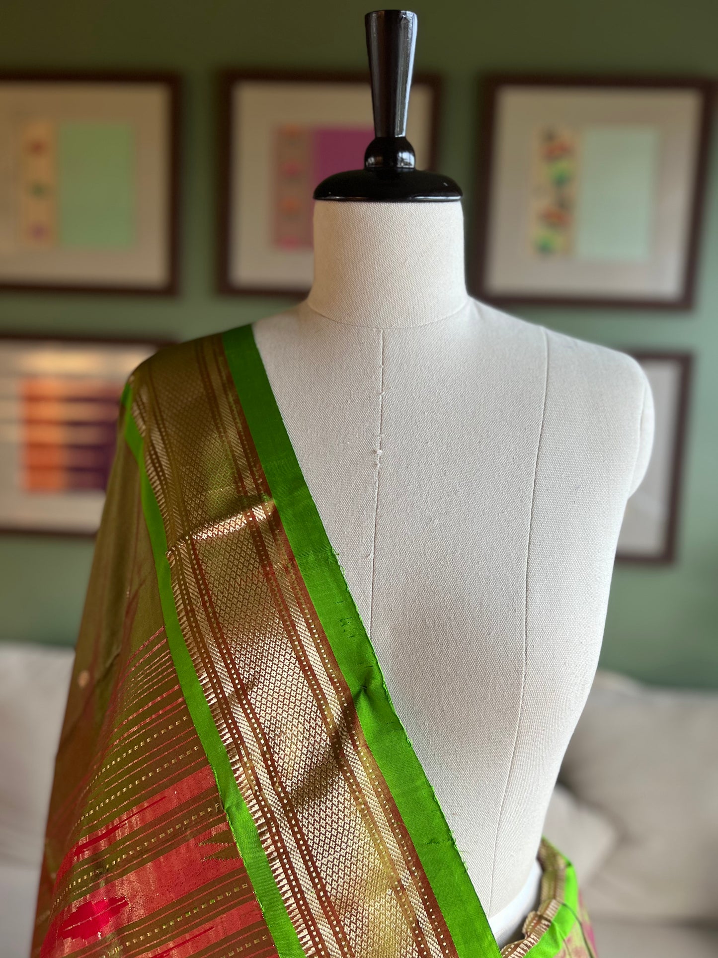 Green x Pink Paithani with Classic Pallu