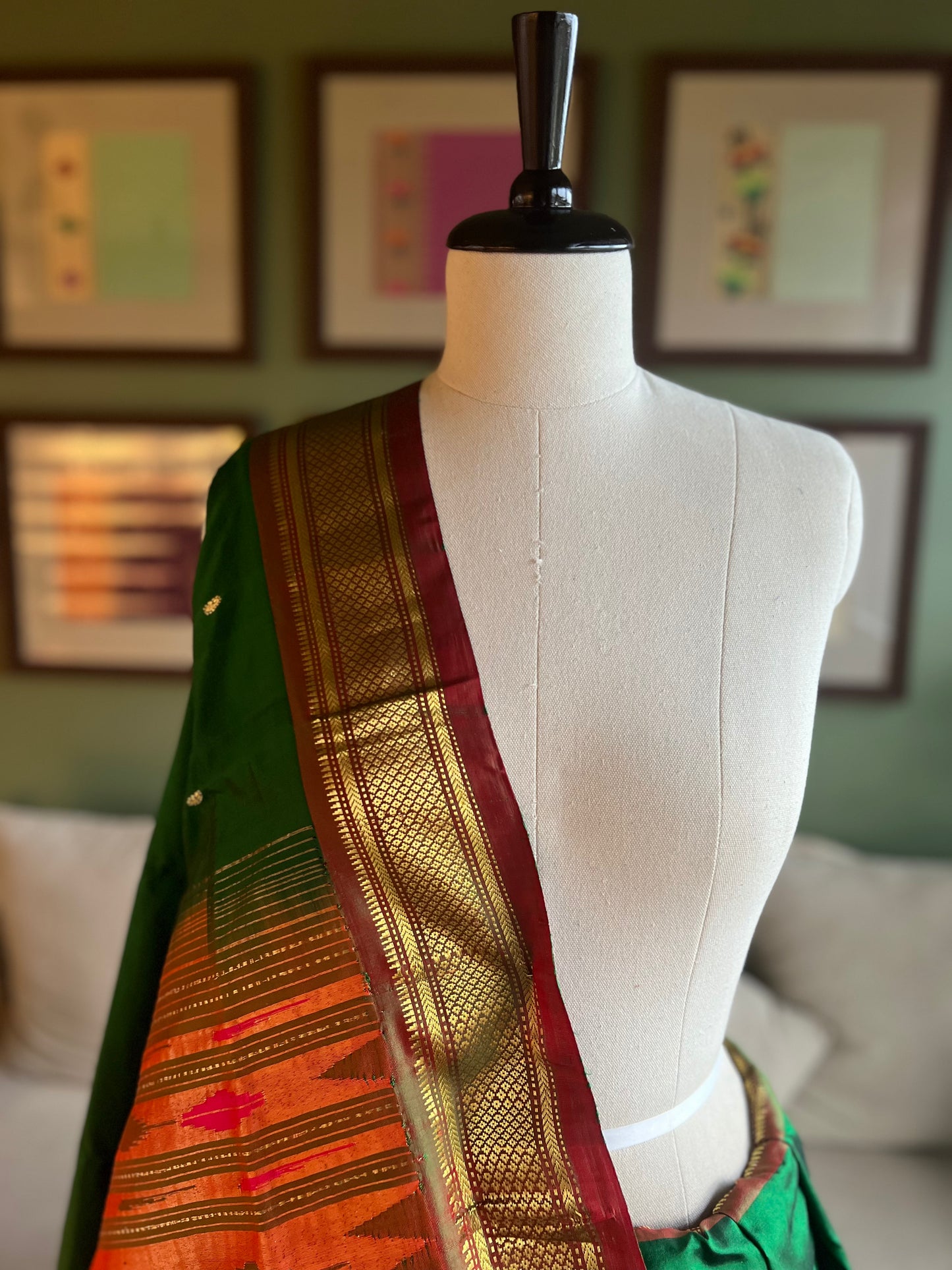Bottle Green Paithani with Contrast Border and Classic Pallu