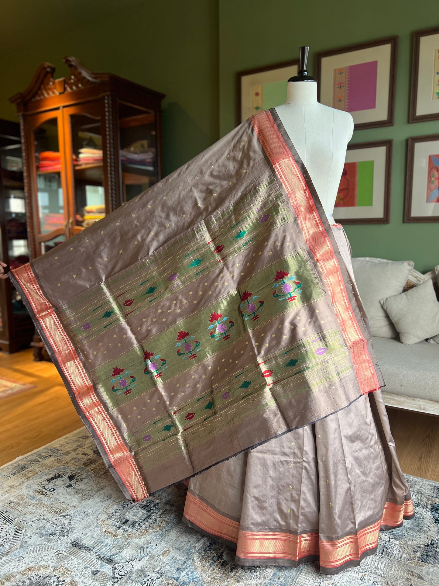 Grey Paithani with 'Asavali' Pallu