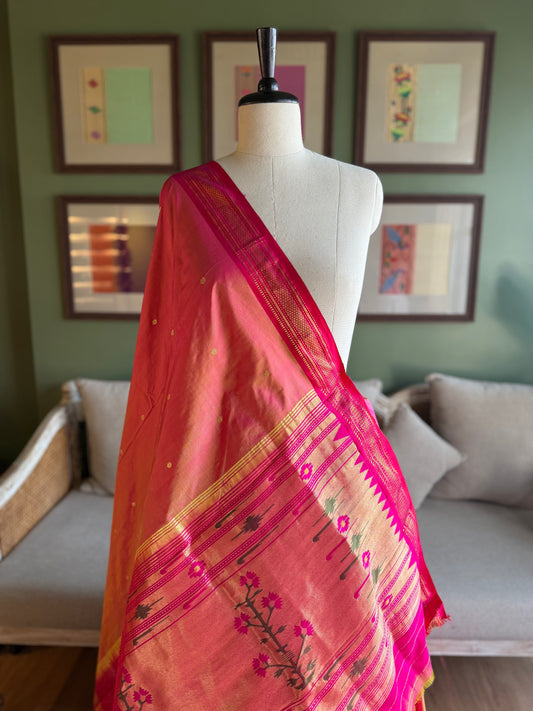 Pink x Orange Paithani with Contrast Border and Delicate Aravali Pallu