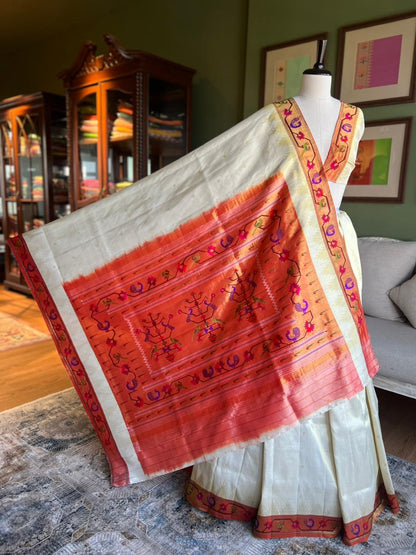Ivory Paithani with 'Mor-Popat-Asavali' Border