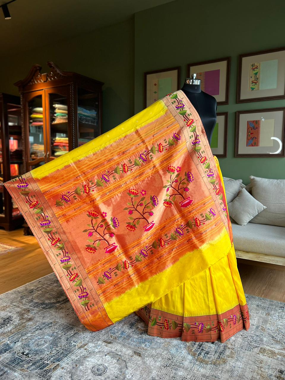 Yellow Lotus Border Paithani