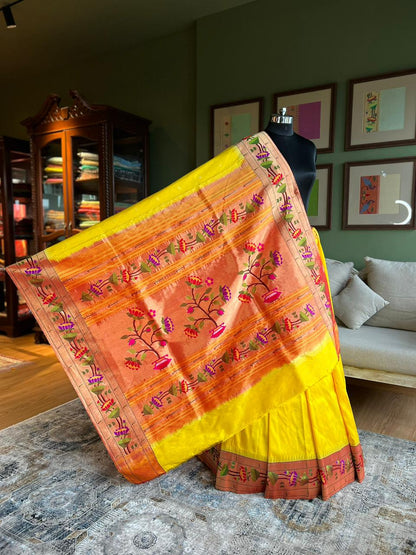 Yellow Lotus Border Paithani