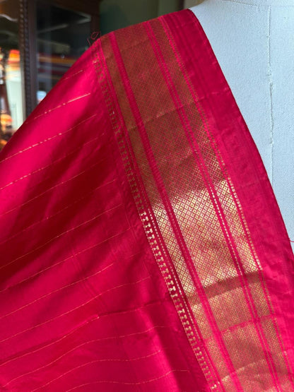 Red Dupatta with Barao Panja Pallu
