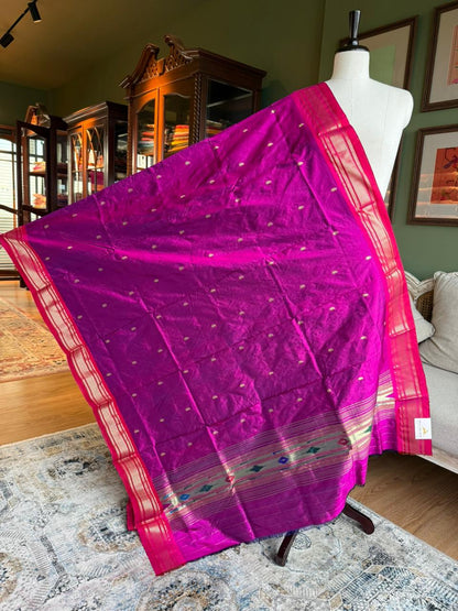 Purple Dupatta with Barao Panja Pallu
